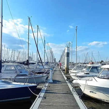 Le Kenav - A 300 M Du Port Locmiquélic